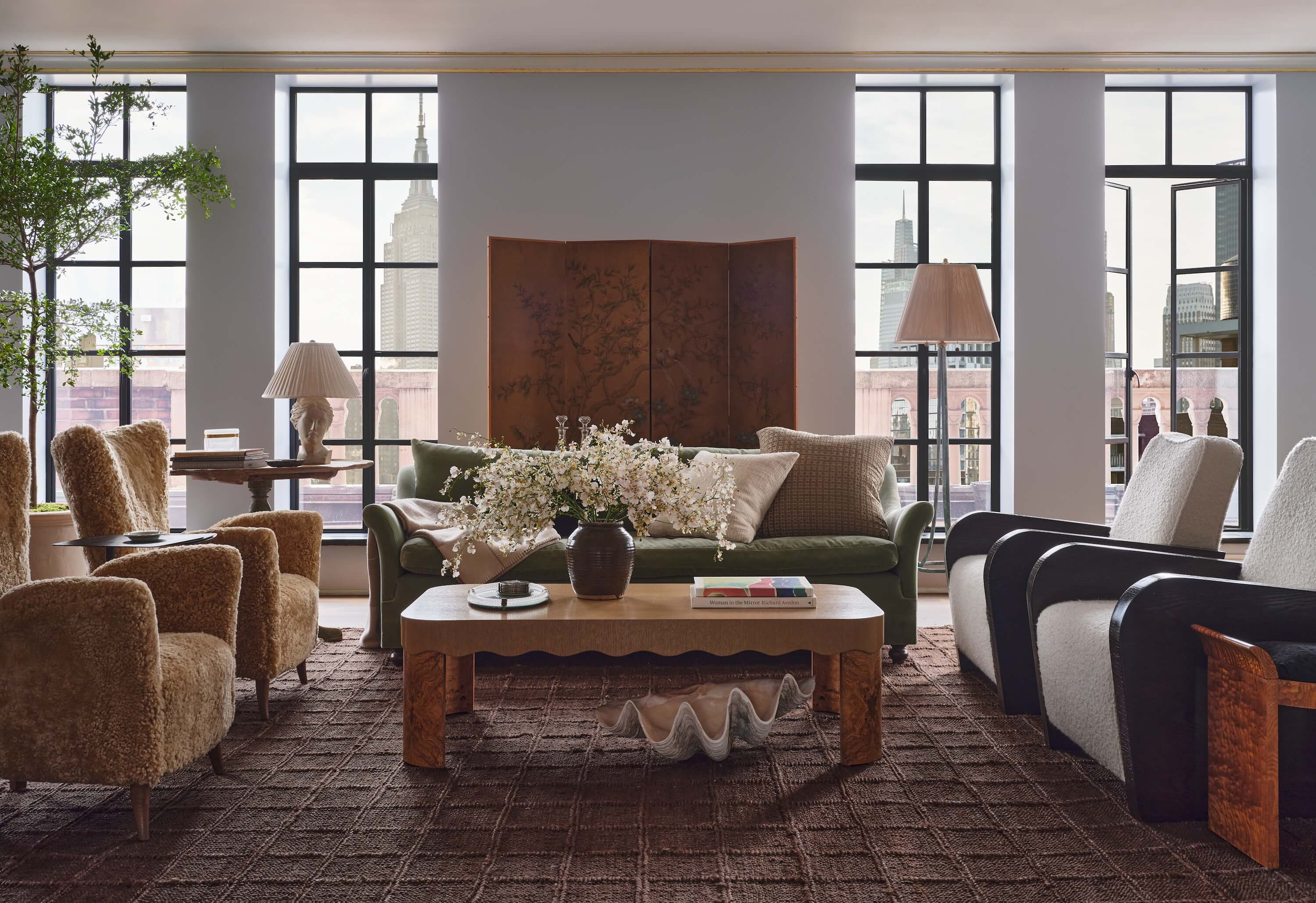 Le Salon Scalloped Coffee Table – Maison Madeleine